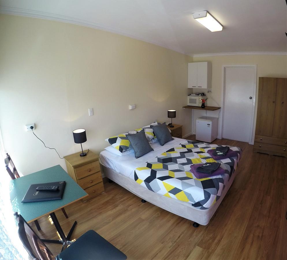 Turn-In Motel Warrnambool Extérieur photo