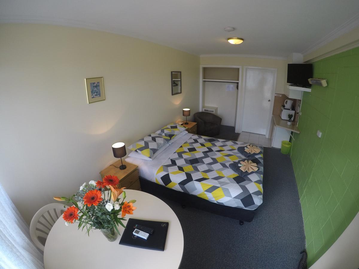 Turn-In Motel Warrnambool Extérieur photo