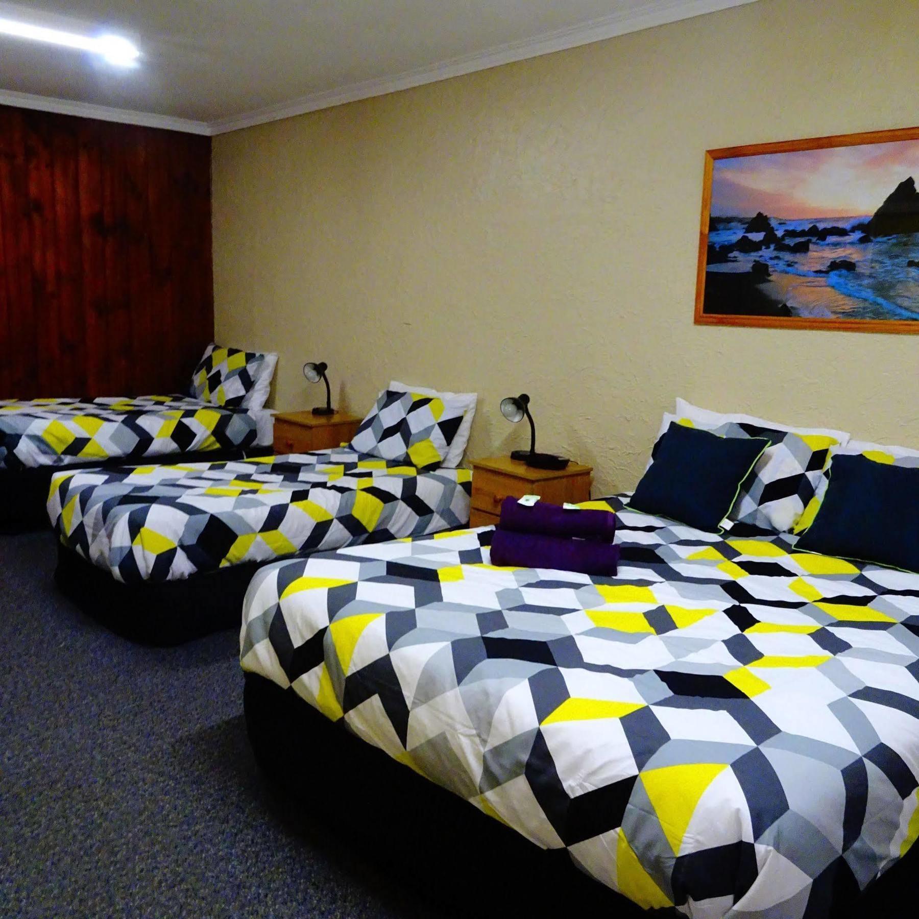 Turn-In Motel Warrnambool Extérieur photo